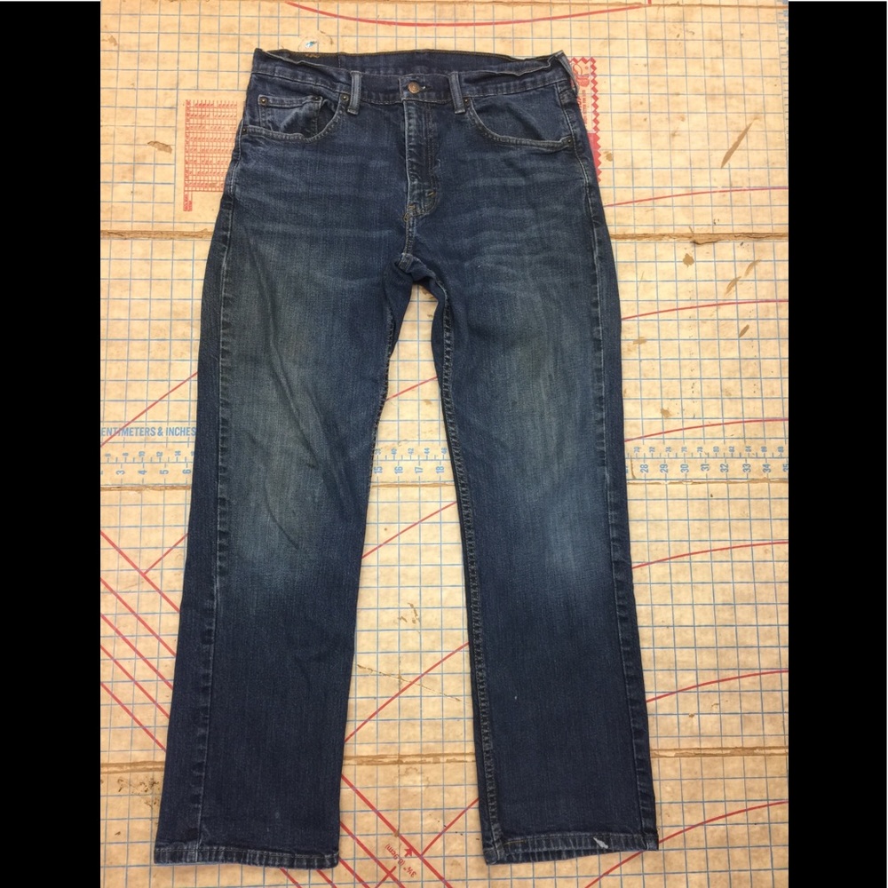 Levi’s 569 loose straight fit Jean 33